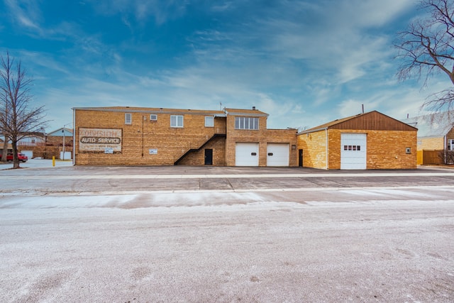 1703 Division St, Melrose Park, IL